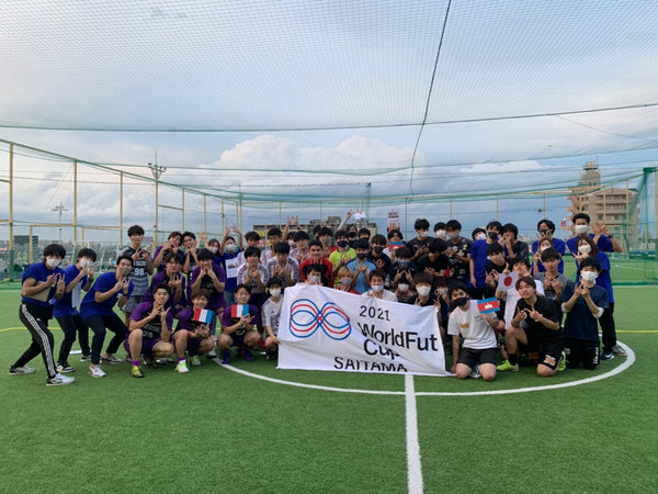 学生団体WorldFut様へQ&Q SMILESOLAR寄贈