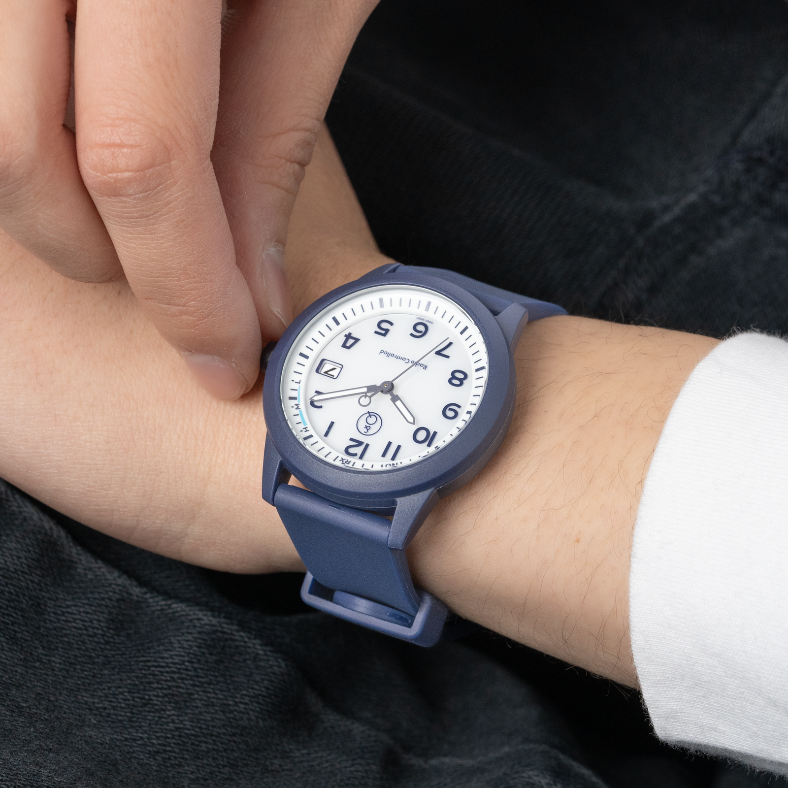 ソーラーメイト電波 ネイビー – Q&Q SmileSolar ONLINE STORE