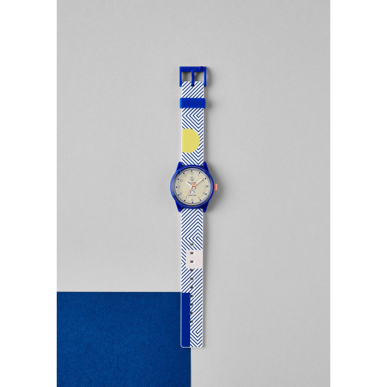 PAPIER TIGRE Collaboration watch LE BLEU【M】 – Q&Q SmileSolar
